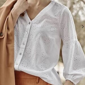 Buttoned-Front‎ V-Neck Blouse
